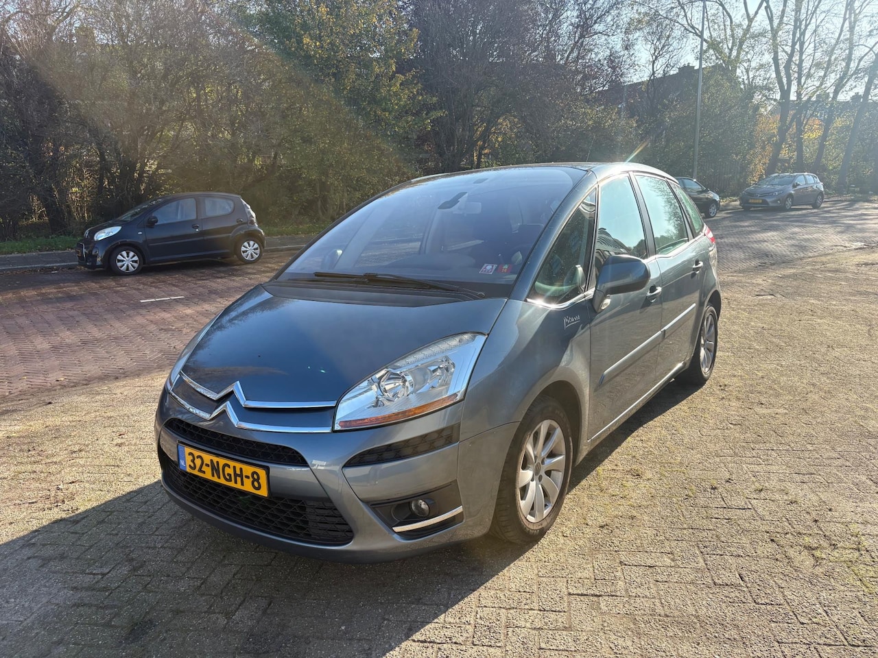 Citroën C4 Picasso - 1.6 Automaat Navi Trekhaak Clima Cruise Control APK - AutoWereld.nl