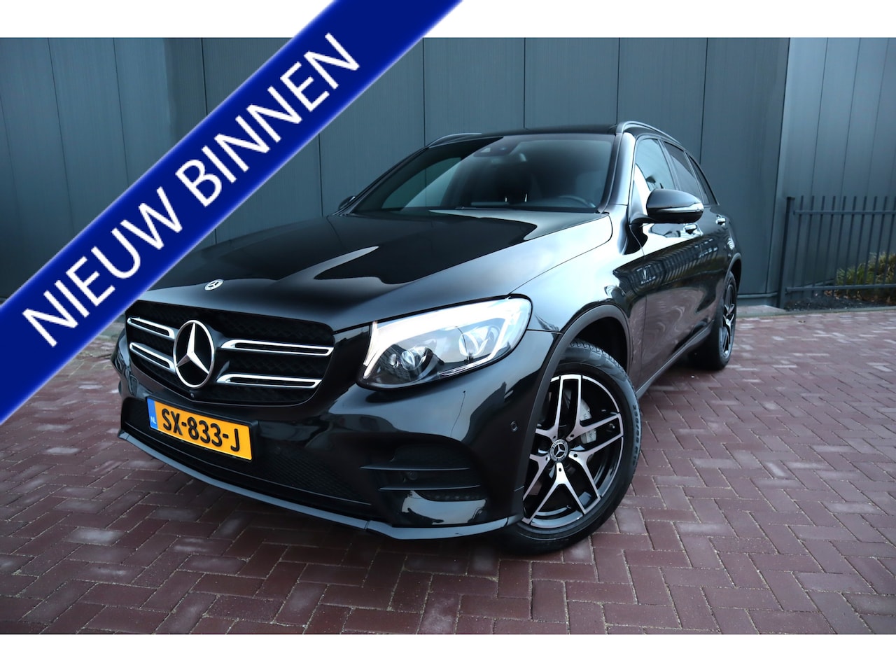Mercedes-Benz GLC-klasse - 250 4MATIC AMG Premium Plus Panoramadak Burmester Vol lederen Memory stoelen  Etc. Etc. - AutoWereld.nl