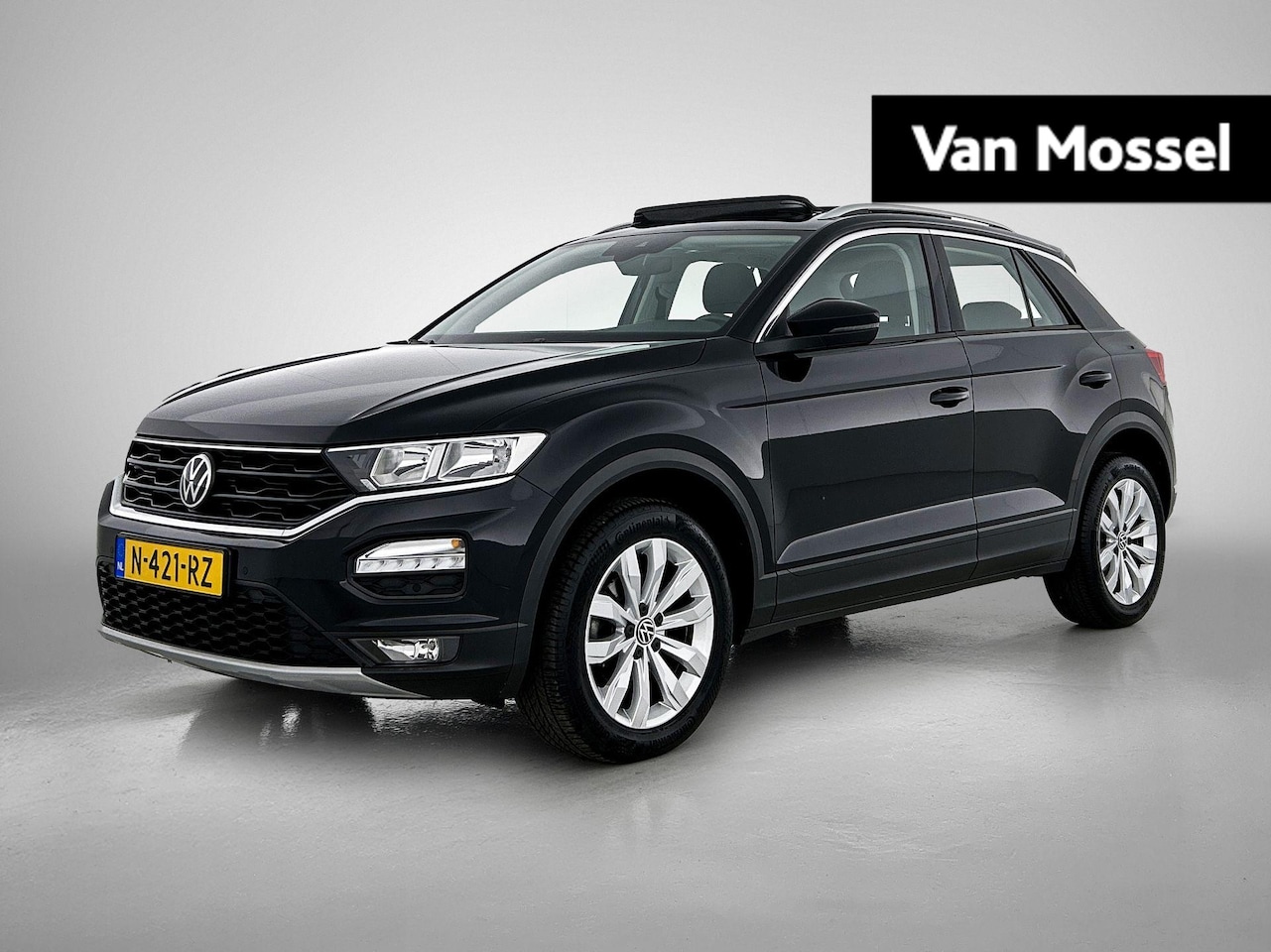 Volkswagen T-Roc - 1.5 TSI Style Business 150PK| Origineel Nederlands | 1e Eigenaar | Panoramadak | Navigatie - AutoWereld.nl