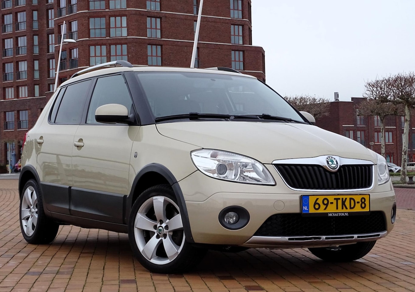 Skoda Fabia - 1.2 TSI Scout Automaat 1e Eig 100540km Carplay nwe apk - AutoWereld.nl
