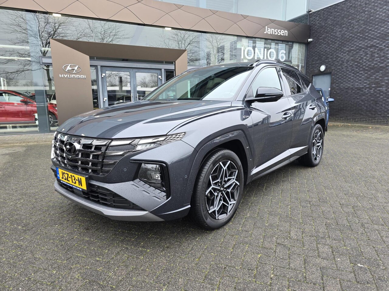 Hyundai Tucson - 1.6 T-GDI PHEV N Line Sky 4WD 1.6 T-GDI PHEV N Line Sky 4WD - AutoWereld.nl