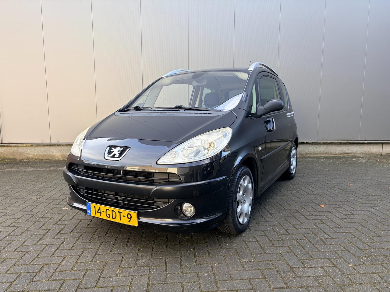 Peugeot 1007 - 1.6-16V Gentry 1.6-16V Gentry - AutoWereld.nl