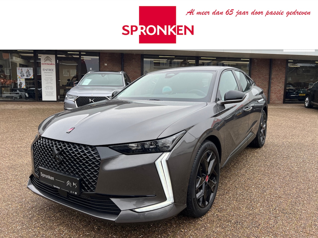 DS 4 - 1.2 PureTech Performance Line Navi-Camera-Stoel / Stuur verwarming-Keyless - AutoWereld.nl