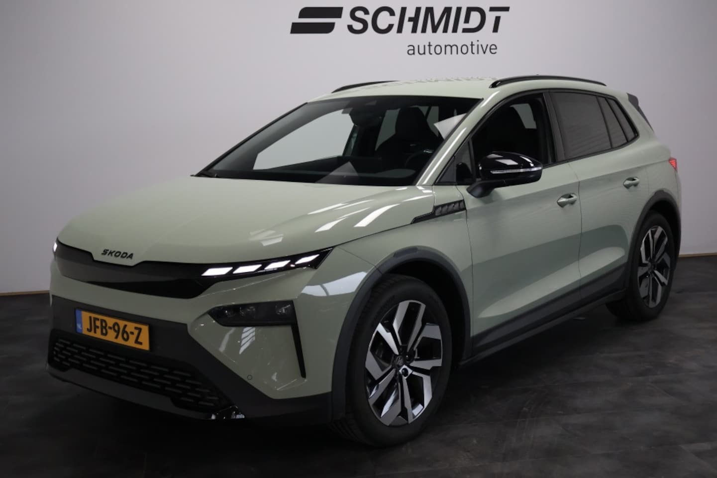 Skoda Elroq - 60 Sportline Business Plus | Matrix | Warmtepomp | ACC | keyless - AutoWereld.nl
