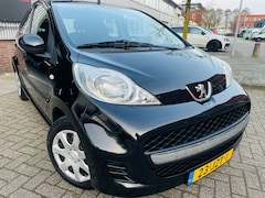 Peugeot 107 - 1.0-12V Sublime 5 D AIRCO NETTE AUTO