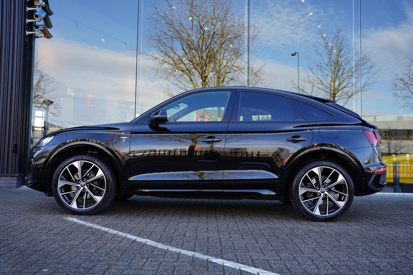 Audi Q5 Sportback - 50 TFSI e S edition Competition GERESERVEERD - AutoWereld.nl