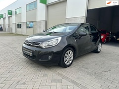 Kia Rio - 1.2 CVVT ComfortLine EERSTE EIGENAAR APK 29-12-2026 AIRCO ELEKTRISCH RAMEN BLUETOOTH