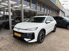 Volkswagen T-Roc - 1.5 eTSI R-Line MODEL 2026 Business 150PK / ACHTERUITRIJCAMERA / ELEKT ACHERKLEP