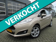 Ford Fiesta - 1.0 Style Ultimate / PDC 2x / AIRCO / LMV / 1e Eigenaar