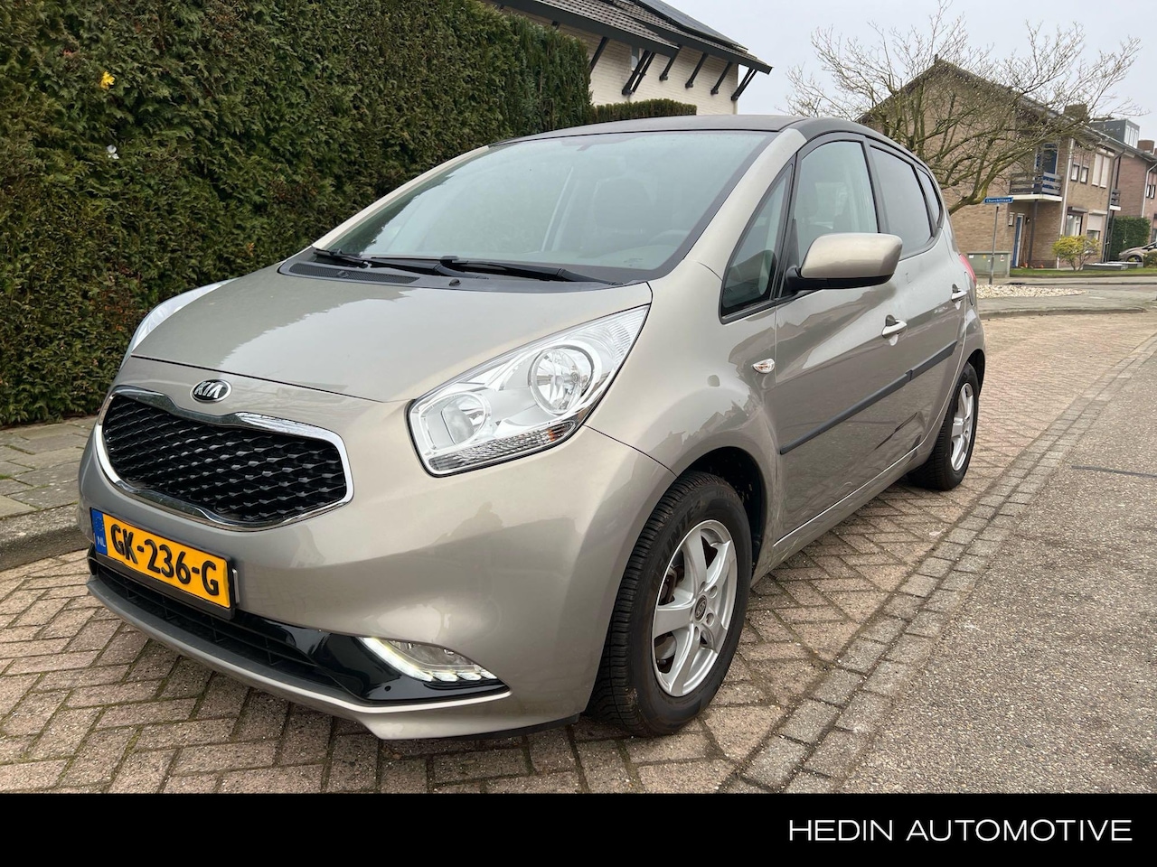 Kia Venga - 1.6 CVVT DynamicLine | Dealer onderhouden | Trekhaak | Camera | - AutoWereld.nl