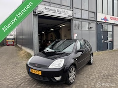 Ford Fiesta - 1.3 Ambiente Airco APK NAP Logisch