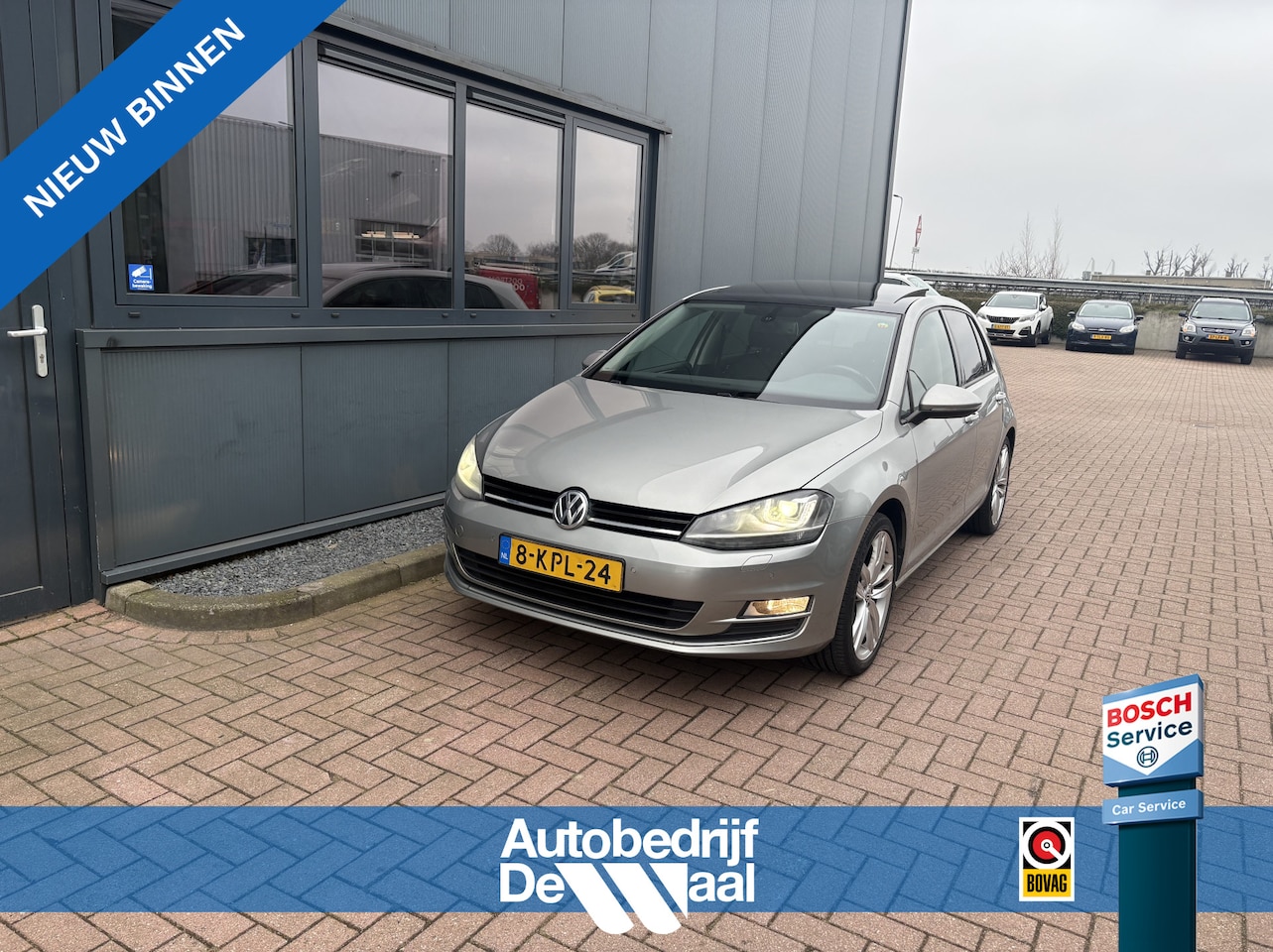 Volkswagen Golf - 1.4 TSi ACT 140pk DSG Highline 5-drs. SCHUIFDAK/XENON/LEDER/NAVI/CRUISE/PDC/18INCH/WINTERP - AutoWereld.nl