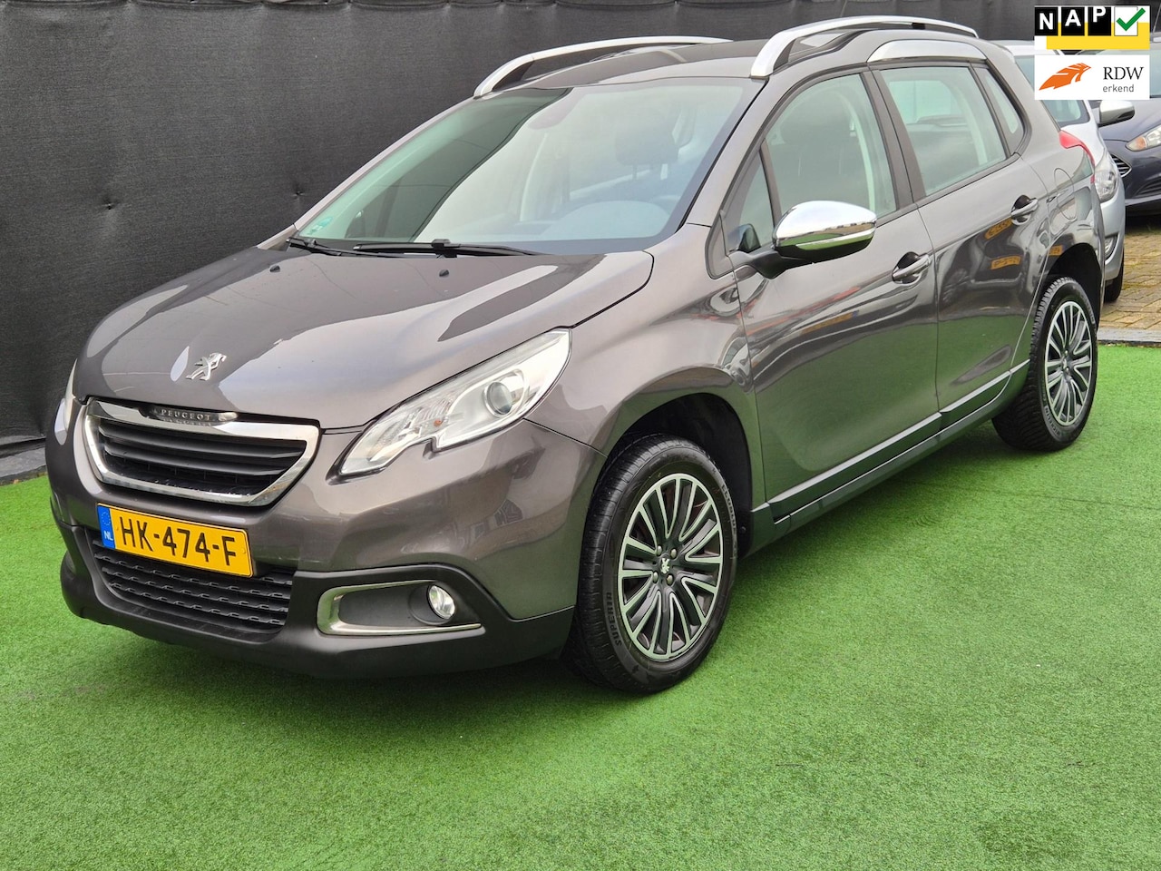Peugeot 2008 - 1.2 Active AUTOMAAT NAVI NAP! - AutoWereld.nl