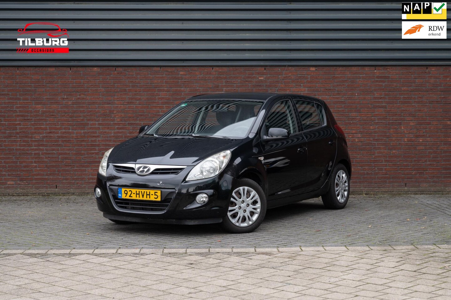 Hyundai i20 - 1.4i DynamicVersion 1 eerste eigenaar ! - AutoWereld.nl