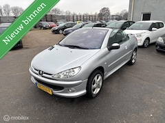 Peugeot 206 CC - 1.6-16V Zeer Nette Staat weinig km