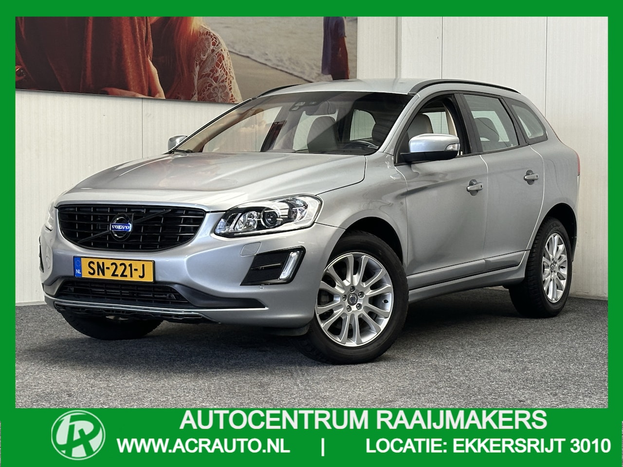 Volvo XC60 - 3.0 T6 AWD MOMENTUM NIEUWE APK YOUNGTIMER ! LEDER CRUISE CONTROL CLIMATE CONTROL BLUETOOTH - AutoWereld.nl