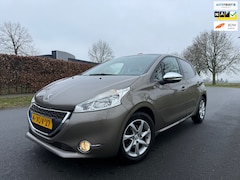 Peugeot 208 - 1.2 VTi Style NAP/NAVI/APK 2-2027