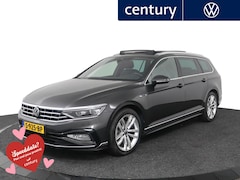 Volkswagen Passat Variant - 1.5 TSI 150Pk Automaat R-Line Business / Pano-Dak