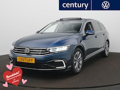 Volkswagen Passat Variant - 1.4 TSI PHEV GTE Business Navigatie - Panoramadak - Clima - Stoelverwarming