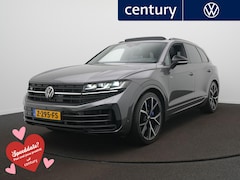 Volkswagen Touareg - 3.0 TSi eHybrid 4MOTION R 462PK | Luchtvering | Panodak | 360 Camera | Nachtzicht
