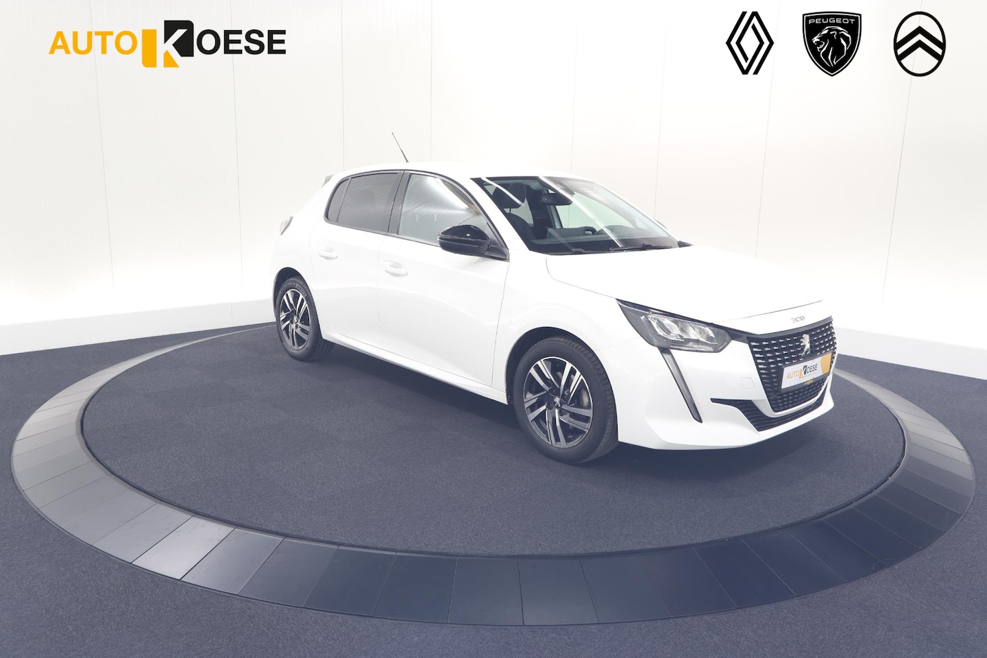 Peugeot 208 - PureTech 100 Allure | Apple Carplay | Parkeersensoren - AutoWereld.nl