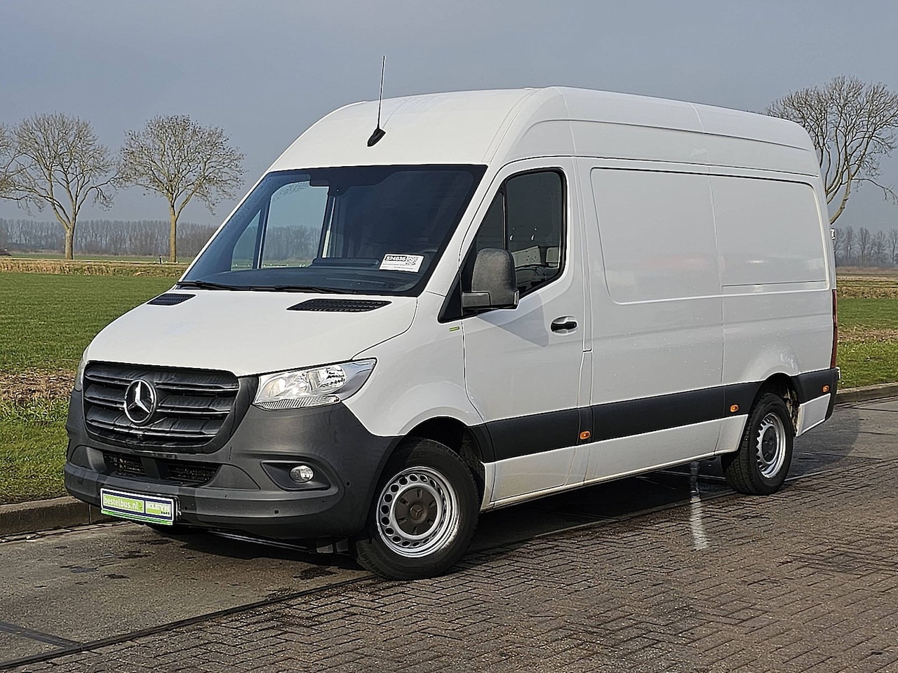 Mercedes-Benz Sprinter - 317 1.9 CDI L2H2 RWD Airco Mbux Navi 360 Gr.- Camera Cruise Control PDC Camera Euro6 170 P - AutoWereld.nl
