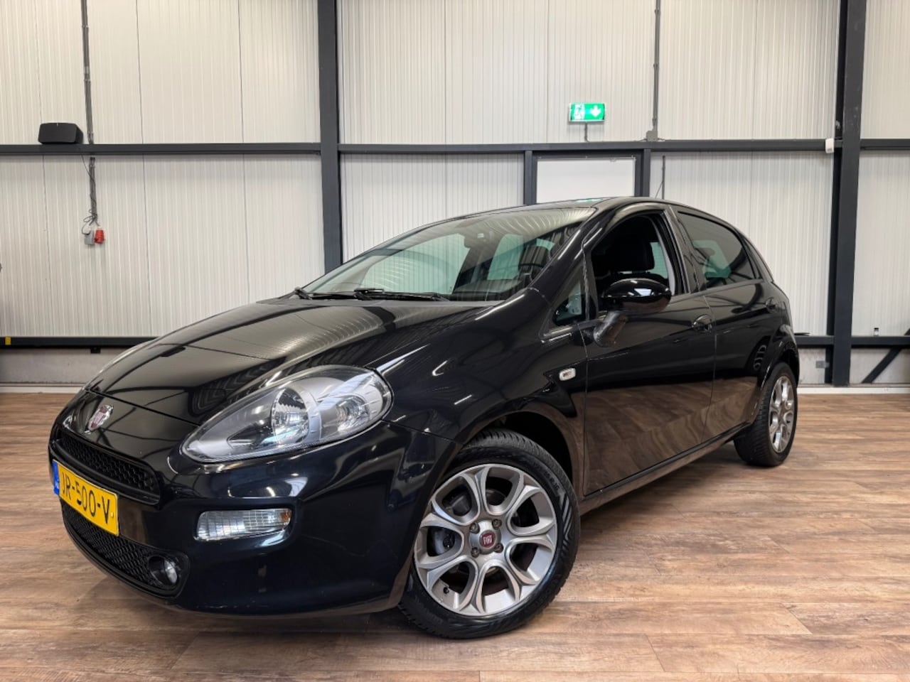 Fiat Punto Evo - Evo 0.9 TwinAir Lounge / CRUISE / CLIMA / LM-VELGEN / 5-DRS / - AutoWereld.nl