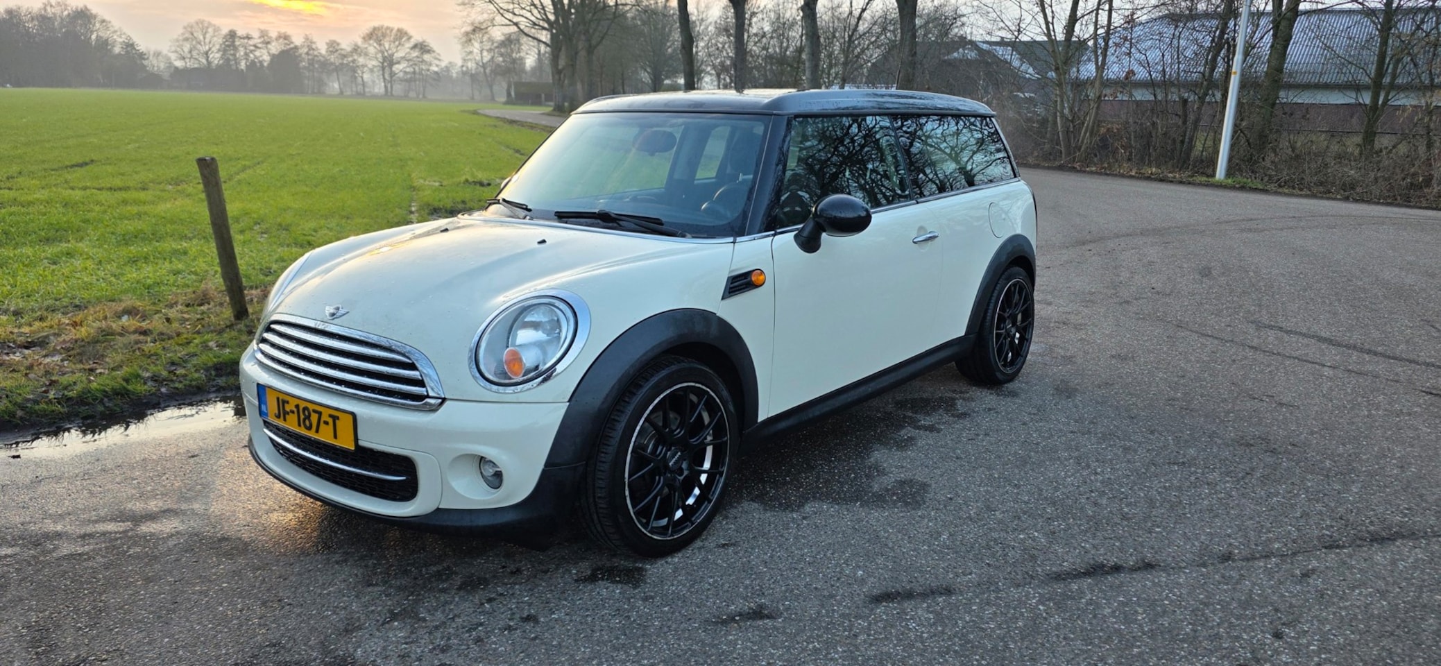 MINI Clubman - Mini 1.6 Cooper D Business Line | nieuwe apk keuring bij levering | - AutoWereld.nl