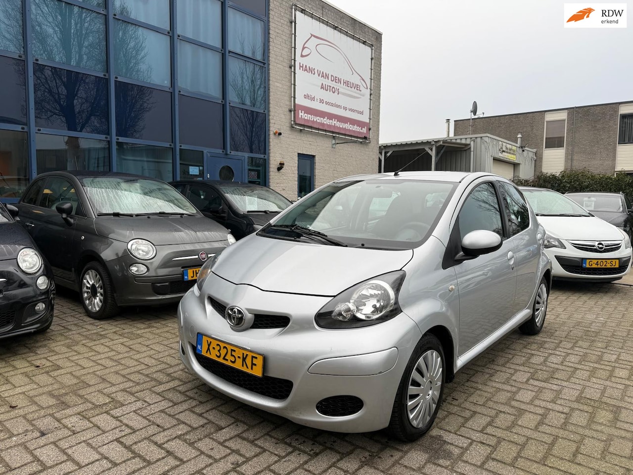 Toyota Aygo - 1.0-12V Access 1.0-12V Access 5-drs, Airco, APK 12/26 - AutoWereld.nl