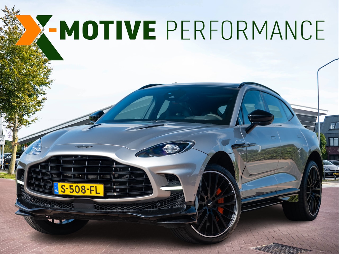 Aston Martin DBX - 4.0 V8 707 | Volleder | Carbon | Nw. Pr 360k - AutoWereld.nl