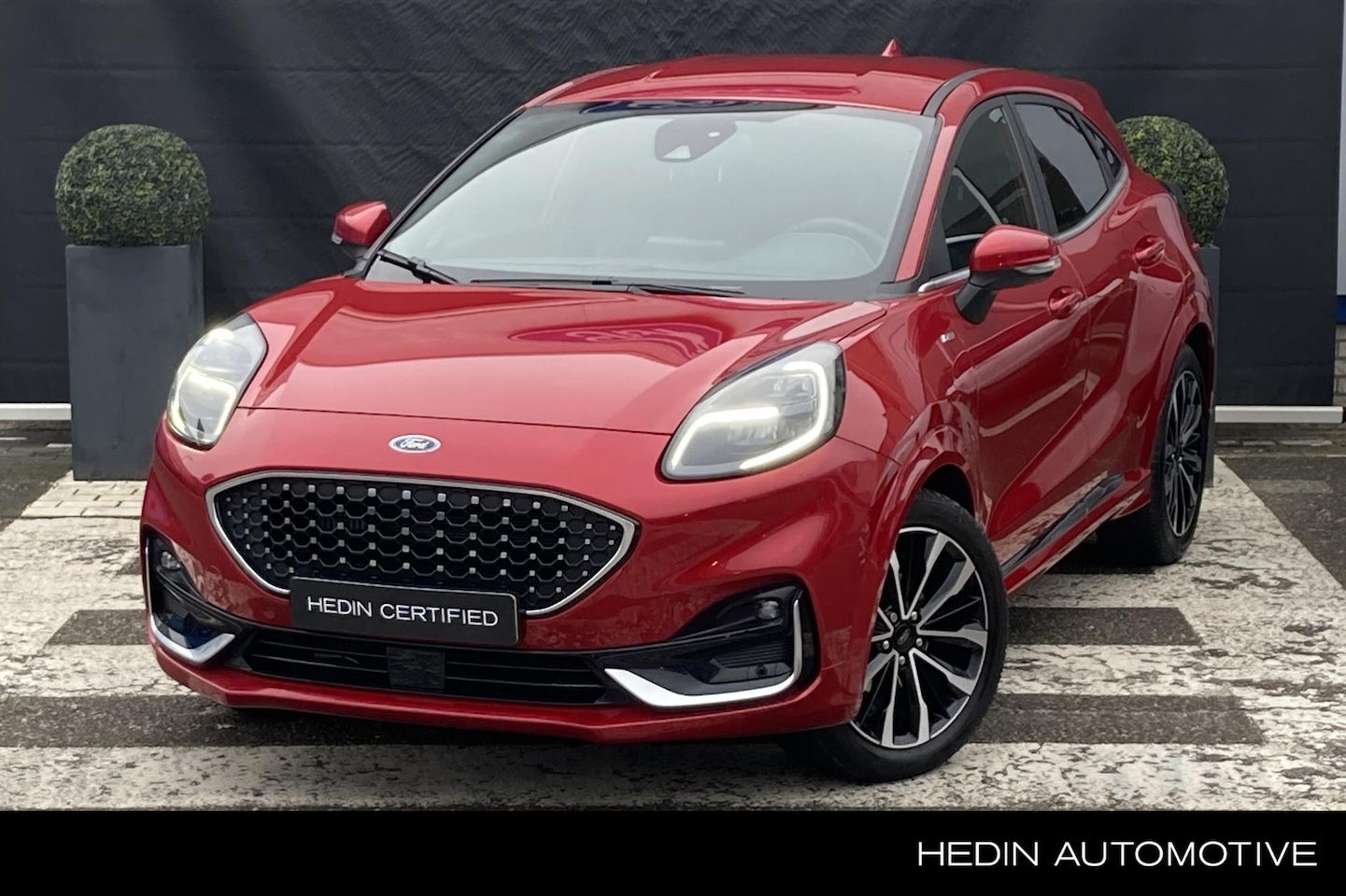 Ford Puma - 1.0 EcoBoost Hybrid Vignale | Leder | Winterpack | Massagestoelen - AutoWereld.nl