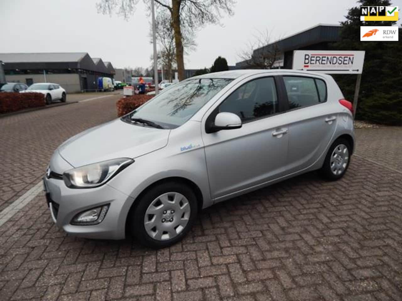 Hyundai i20 - 1.2i i-Motion 5 DRS --VASTE PRIJS !!-- - AutoWereld.nl