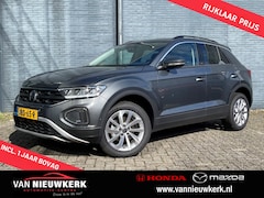 Volkswagen T-Roc - 1.5 TSI 150pk Automaat Life Edition | Carplay | All Season Banden | Adaptieve Cruise | Par