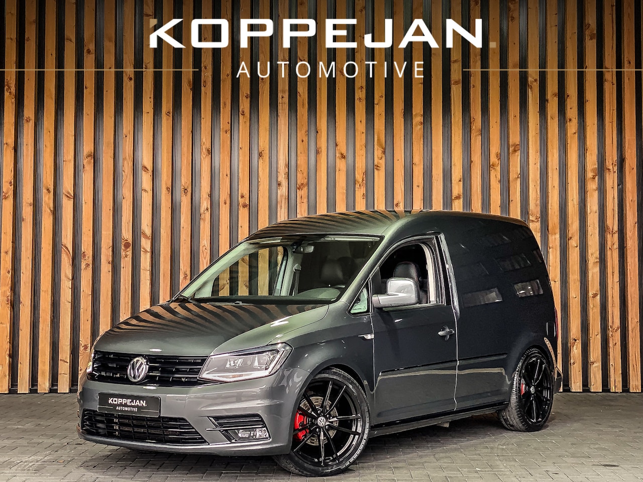 Volkswagen Caddy - 2.0 TDI 185PK L1H1 | BI-XENON | NAVI | ADAPTIVE CRUISE | AIRCO | LEDER | - AutoWereld.nl