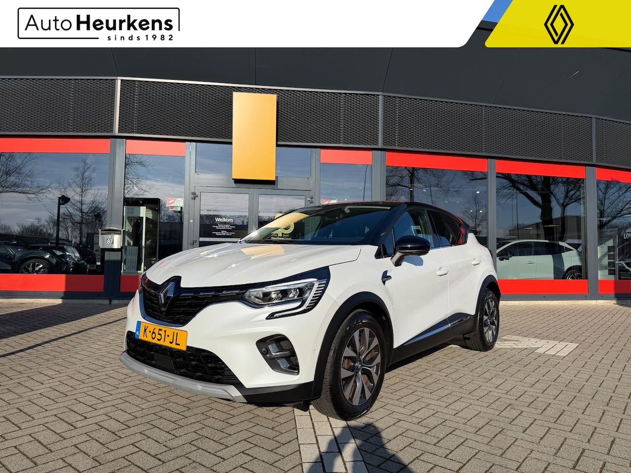 Renault Captur - E-Tech Plug-in Hybrid 160 Intens | Dealeronderhouden | KEYLESS ENTRY/START | CAMERA | - AutoWereld.nl