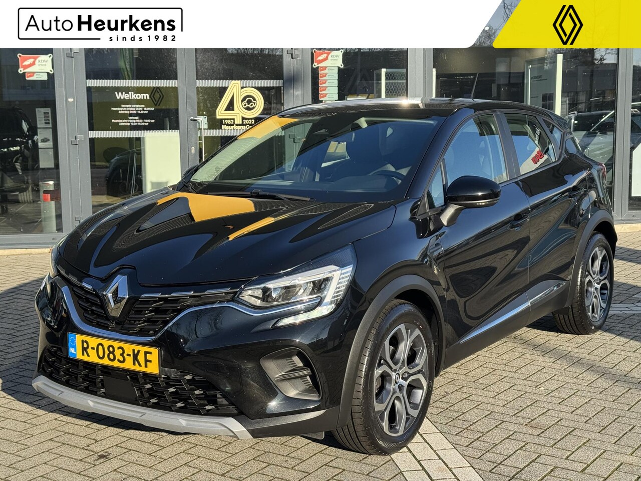 Renault Captur - TCe 90 Zen | Dealeronderhouden | 18'' Lm velgen - AutoWereld.nl