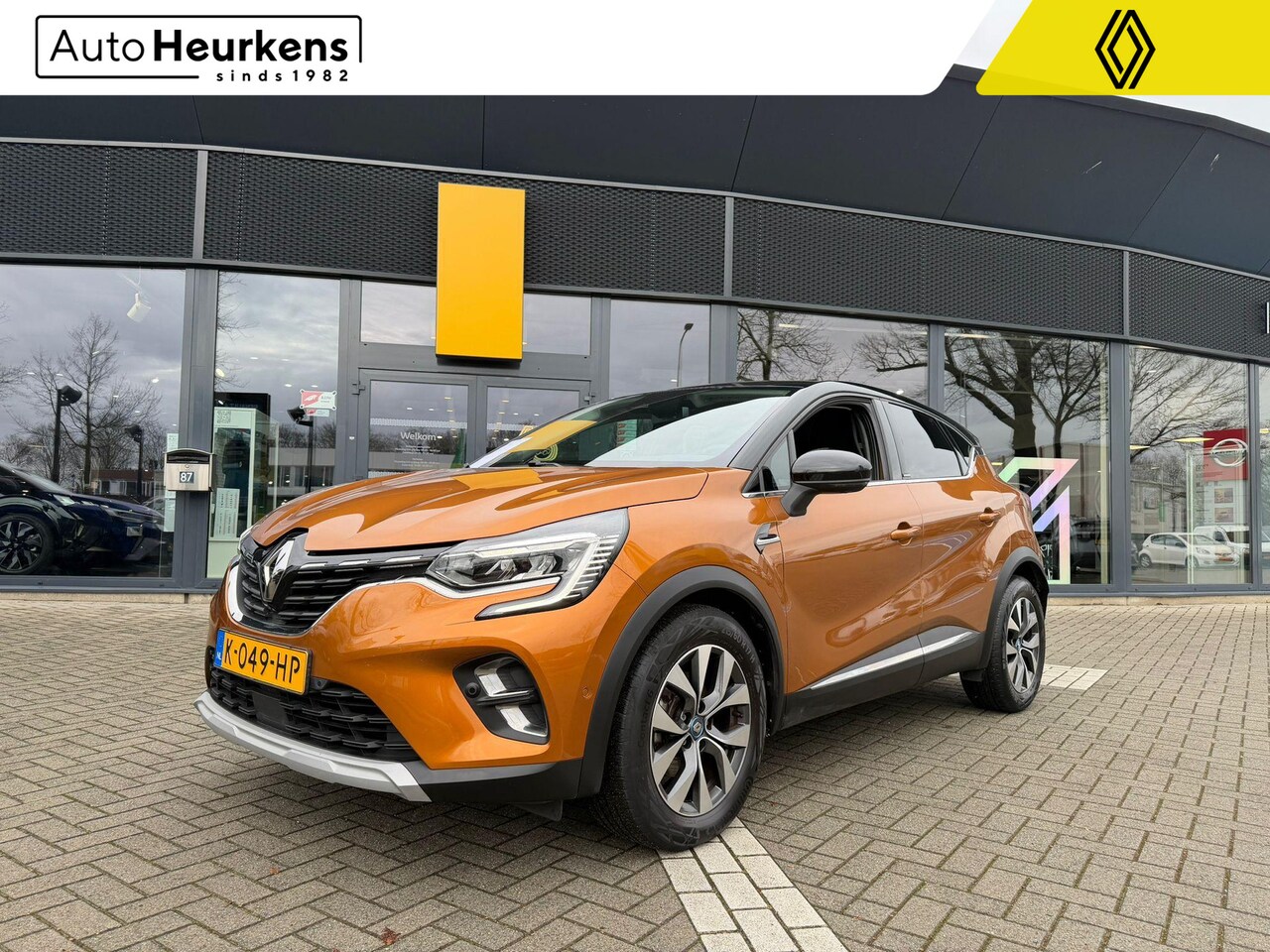 Renault Captur - E-Tech Plug-in Hybrid 160 Intens | Automaat | NL-Auto | 1e eigenaar | Trekhaak | - AutoWereld.nl