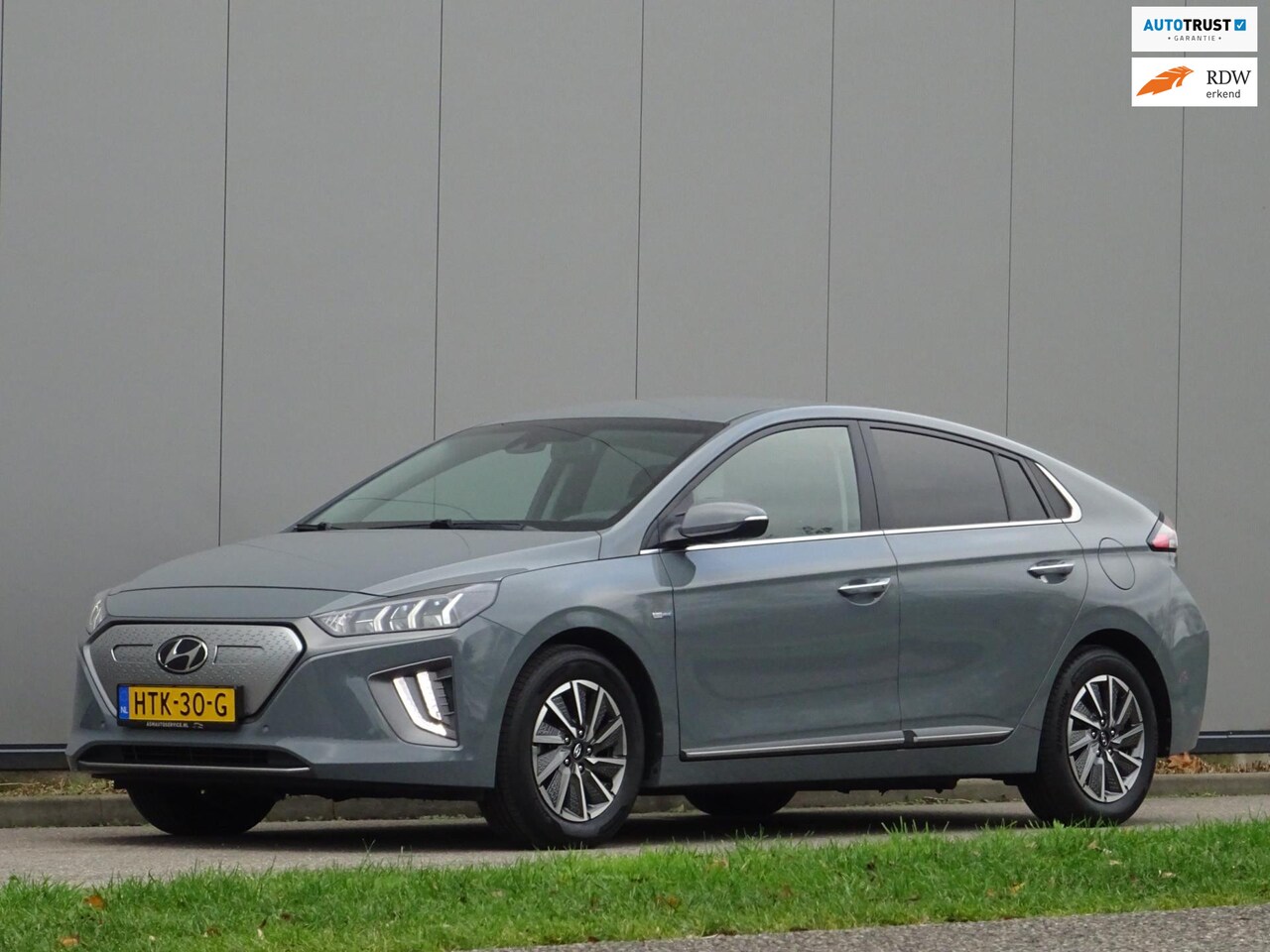 Hyundai IONIQ - Premium Design EV 38 kWh /// Bijna ALLE opties! - AutoWereld.nl