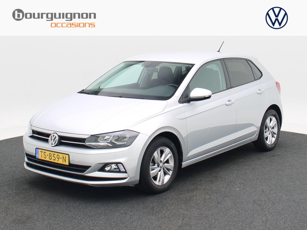 Volkswagen Polo - 1.0 TSi Automaat Comfortline | Adaptive Cruise | CarPlay | Sensoren Voor & Achter | Privac - AutoWereld.nl