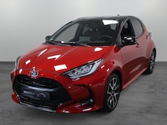 Toyota Yaris - 1.5 Hybride Executive | Two-Tone | Bomvol