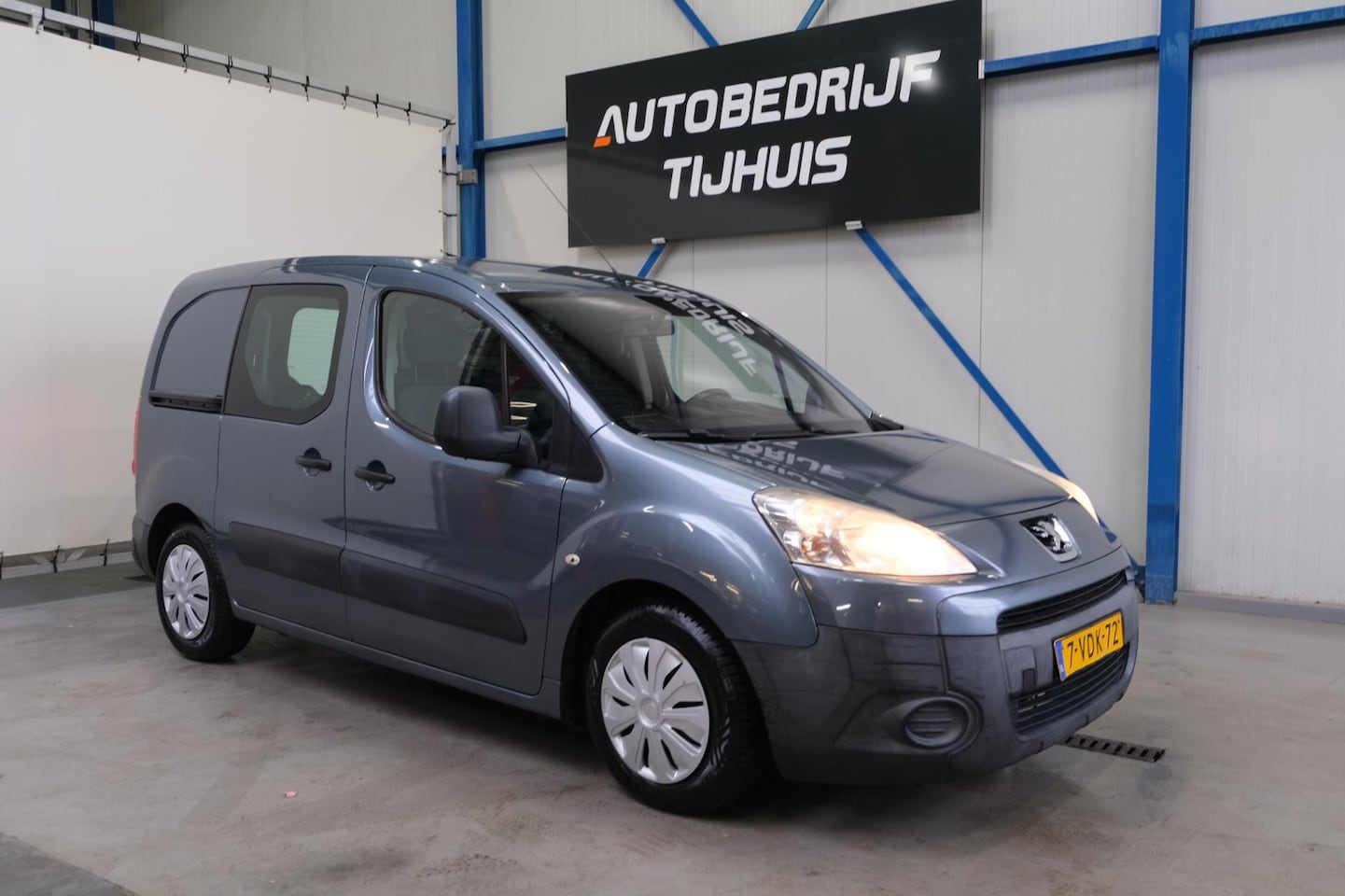 Peugeot Partner - 120 1.6 HDI L1 XT - N.A.P. Airco, Cruise, Trekhaak. - AutoWereld.nl