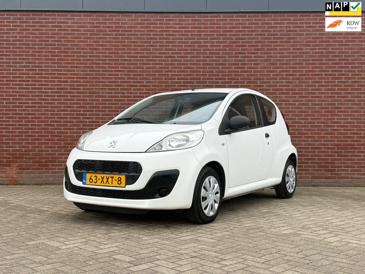 Peugeot 107 - 1.0 Access Accent / 3-deurs / Airco - AutoWereld.nl