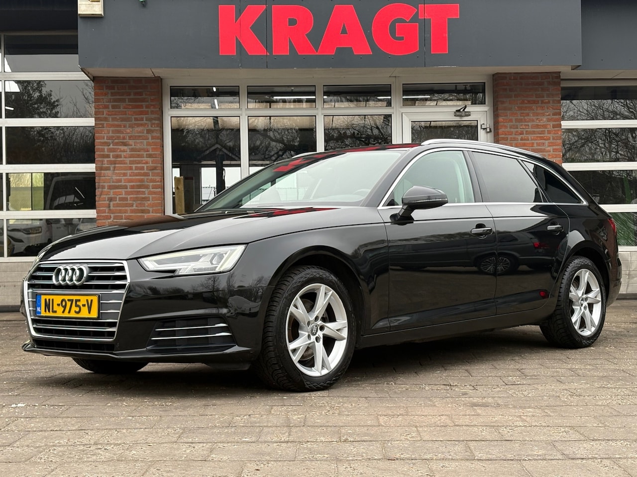 Audi A4 Avant - Lease Edition 1.4 TFSI 150 pk - LED - Navi - Elekt. klep - AutoWereld.nl