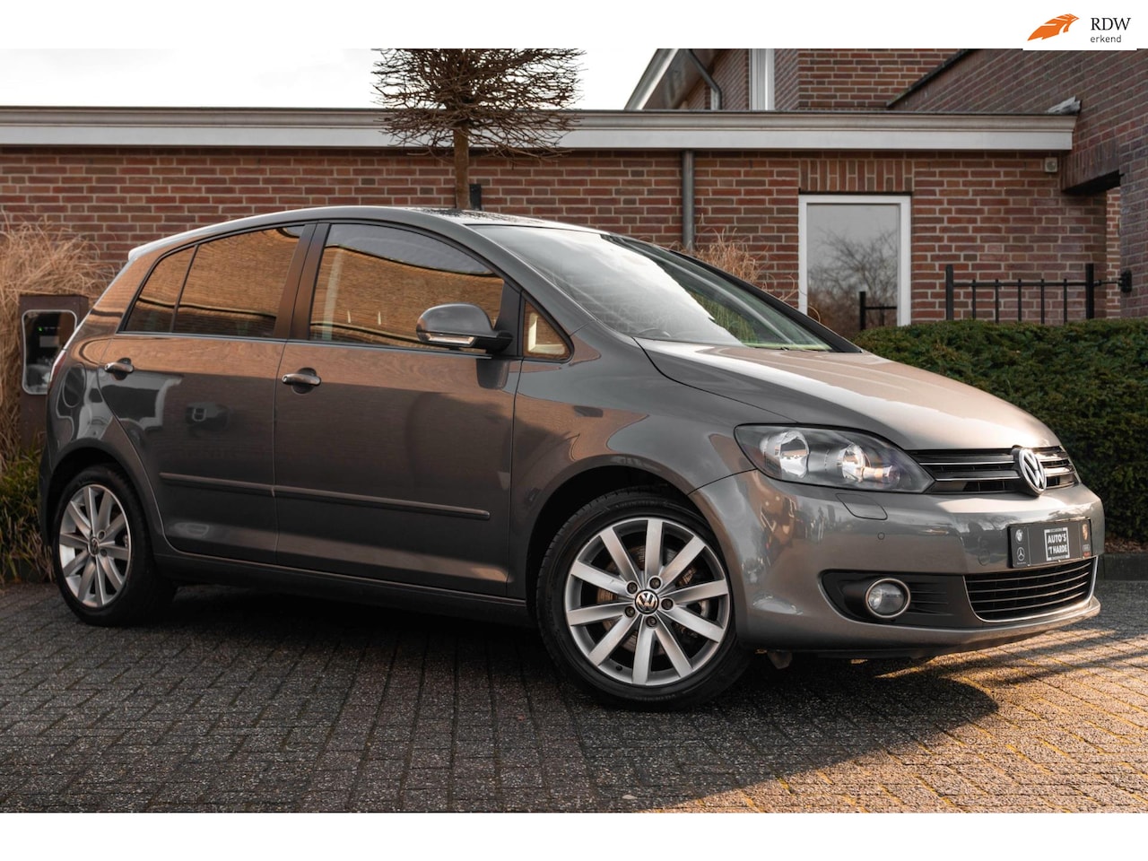 Volkswagen Golf Plus - 1.4 TSI Highline 160 PK Trekhaak Clima Cruise Stoelverwarming 17'' - AutoWereld.nl