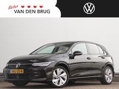 Volkswagen Golf - 1.5 204 pk DSG eHybrid Life Edition | Achteruitrijcamera | Stoelverwarming | Apple carplay