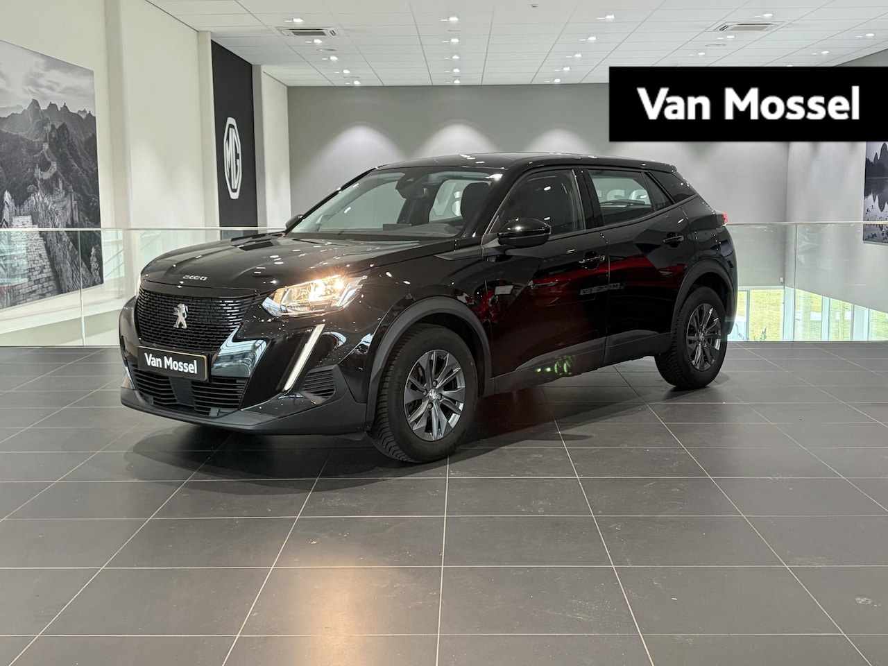 Peugeot 2008 - 1.2 PureTech Active Pack | Climate Control | Apple Carplay / Android Auto | Parkeersensore - AutoWereld.nl