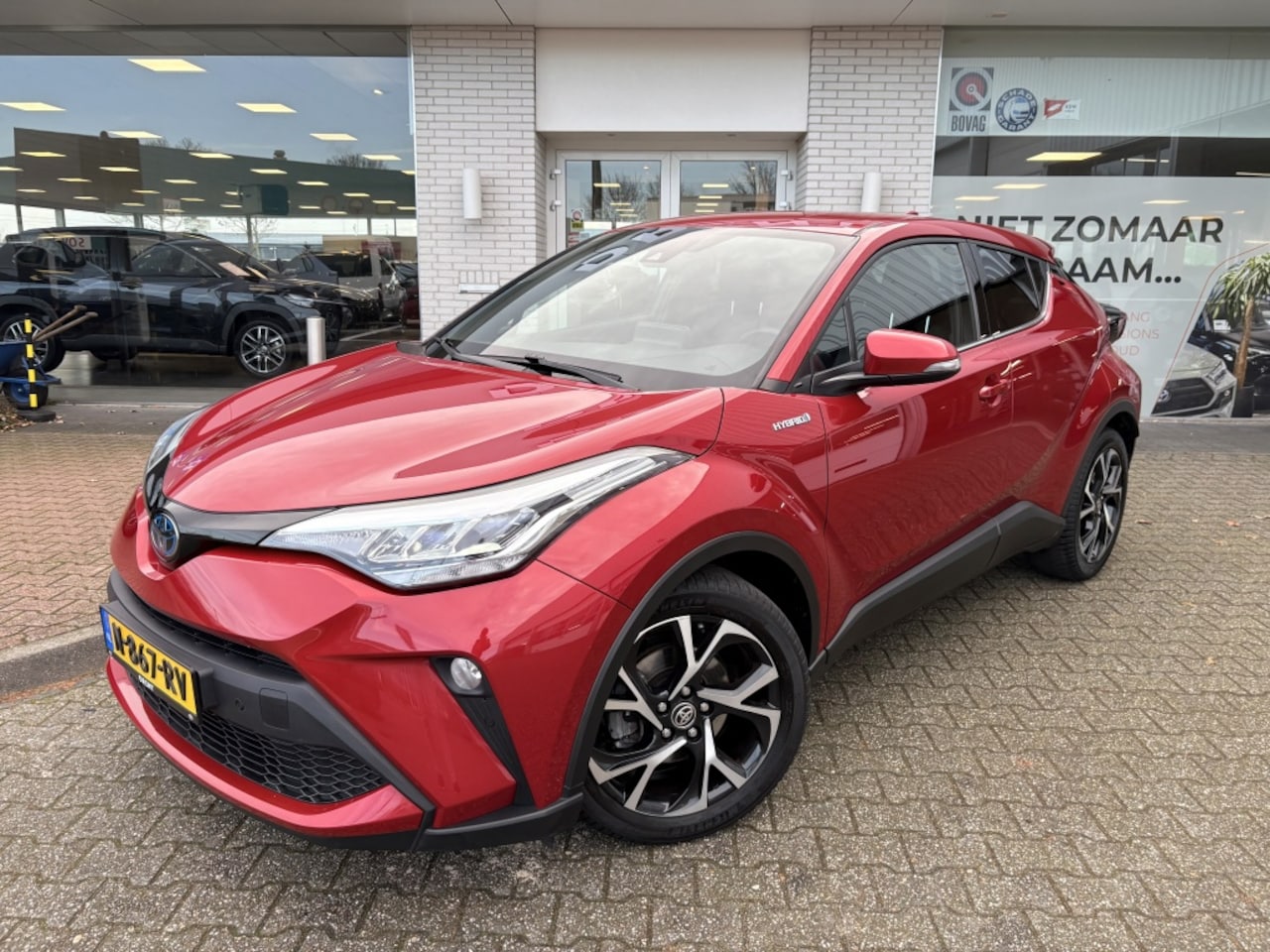 Toyota C-HR - 1.8 Hybrid First Edition | Stuur+Stoelverming | Sensoren V/A | - AutoWereld.nl