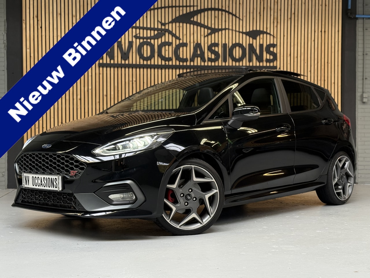 Ford Fiesta - 1.5 EcoBoost ST-3 200PK/APPLCRPLY/CAMERA/B&O/PANO/PERFORMANCE PACK!! - AutoWereld.nl
