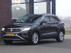 Volkswagen T-Roc - 1.5 TSI Life Business TREKHAAK