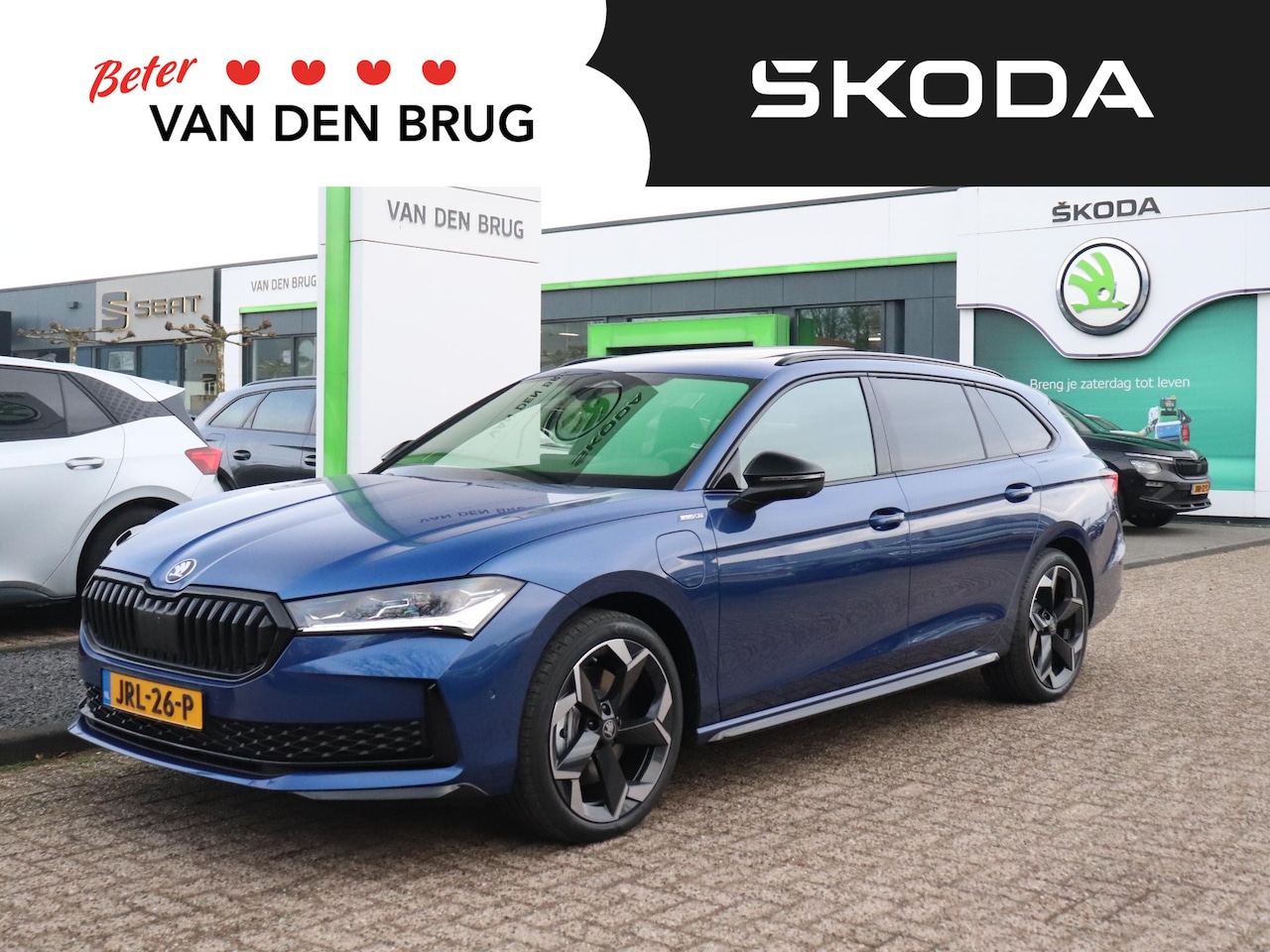 Skoda Superb Combi - 1.5 TSI PHEV Sportline Business | Panoramadak | Head-up | CANTON sound | Camera rondom | T - AutoWereld.nl
